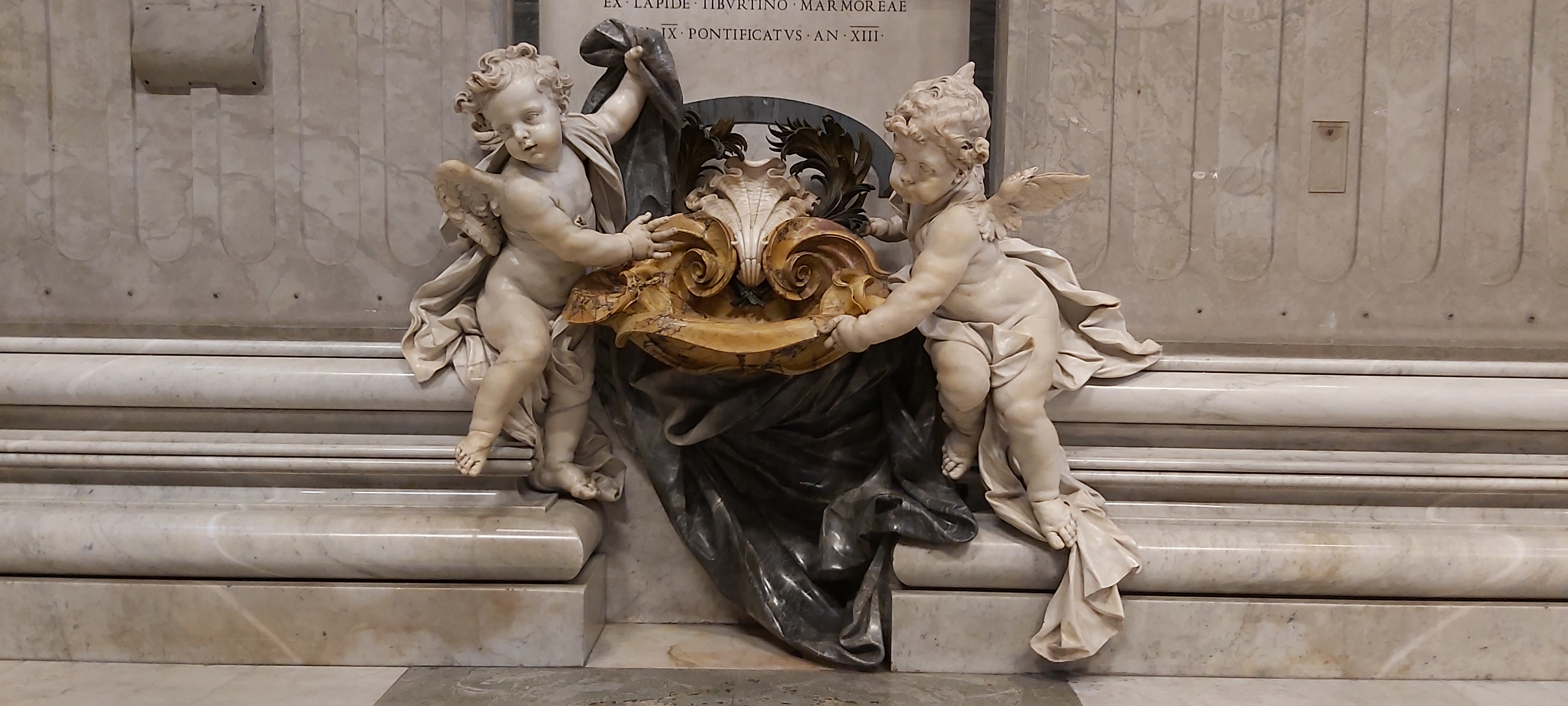 Il Vaticano e la Basilica di San Pietro: Un Viaggio attraverso la Storia, la Fede e l'Arte