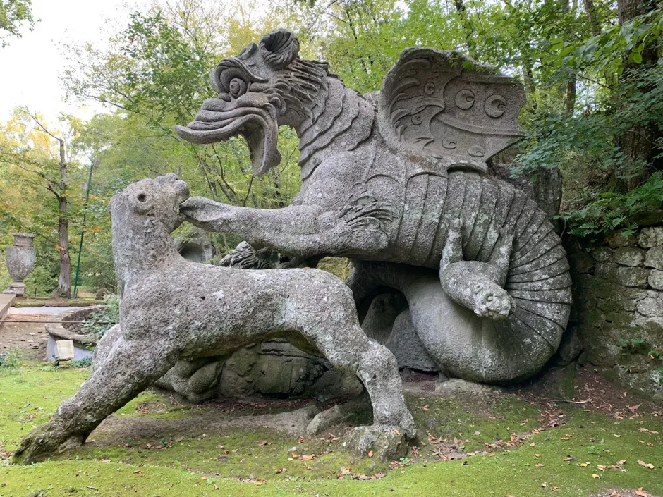 Il Parco dei Mostri di Bomarzo: Un Viaggio Surreale nel Giardino Incantato d'Italia